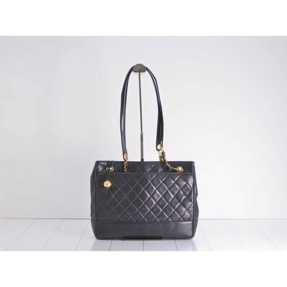 CHANEL Chain Tote Black Lambskin Vintage